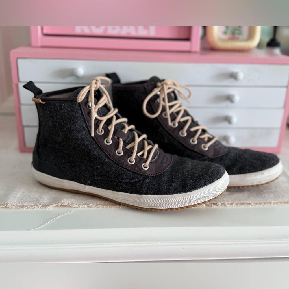Keds Womens High-Top Ortholite Lace up Sneakers